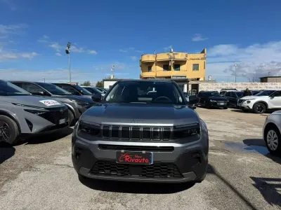 Usata Jeep Avenger Altitude 101 CV (74 kW) 2024 Grigio SUV