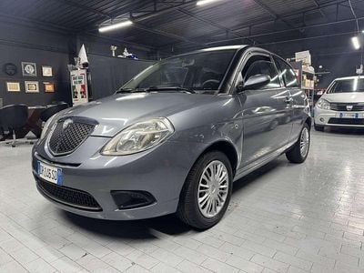 Usata Lancia Ypsilon 60 CV (44 kW) 2006 Lilla Utilitaria