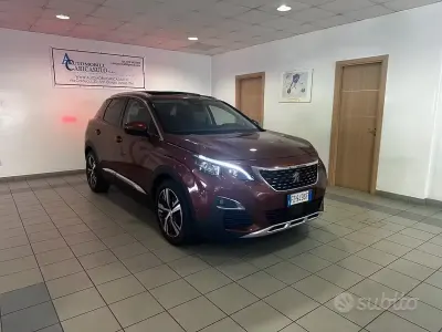 Usata Peugeot 3008 Allure 131 CV (96 kW) 2019 Bronzo metallizzato SUV
