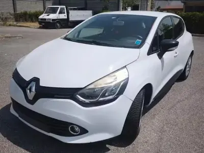 Usata Renault Clio IV 90 CV (66 kW) 2012 Bianco Berlina