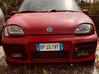 Usata Fiat Seicento S 54 CV (39 kW) 2000 Rosso Utilitaria