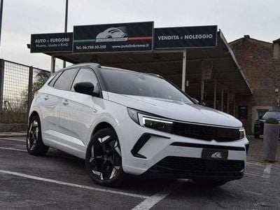 Usata Opel Grandland X GSe 200 CV (147 kW) 2023 Bianco / pastello SUV