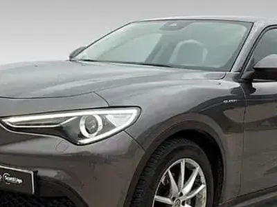 Usata Alfa Romeo Stelvio Sprint 190 CV (139 kW) 2022 Grigio SUV