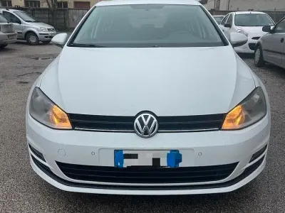 Usata VW Golf VII 90 CV (66 kW) 2014 Bianco Berlina