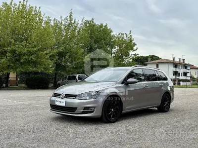 Usata VW Golf VII Business 110 CV (80 kW) 2015 Grigio Station wagon
