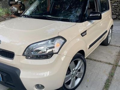 Usata 2010 Kia Soul SUV | 5200 €