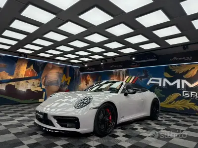 Usata Porsche 911 Carrera GTS 480 CV (353 kW) 2022 Grigio Cabrio