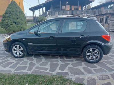 Usata Peugeot 307 90 CV (66 kW) 2013 Nero Berlina