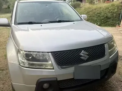 Usata Suzuki Grand Vitara 129 CV (94 kW) 2009 Grigio SUV