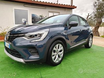 Grigio Usata 2020 Renault Captur Zen SUV | 15.500 € (Buon prezzo)