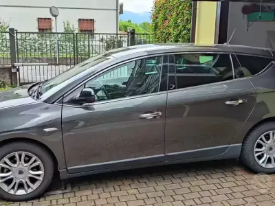 Usata Lancia Delta