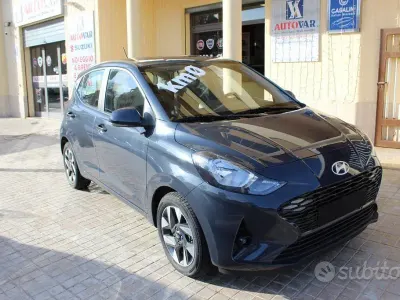 Nuova Hyundai i10 Prime 63 CV (46 kW) 2025 Blu Utilitaria