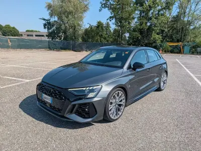 Usata Audi RS3 Sportback Design 400 CV (294 kW) 2023 Grigio Utilitaria