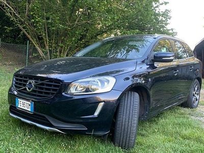 Usata Volvo XC60 Ocean Race 190 CV (139 kW) 2016 Nero SUV