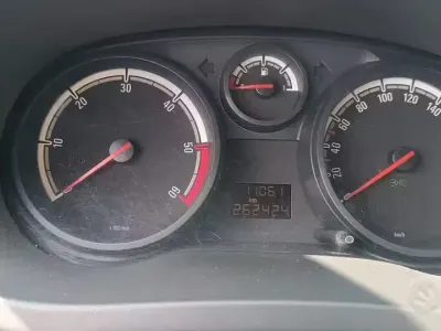 Usata Opel Corsavan 75 CV (55 kW) 2010 Bianco Utilitaria