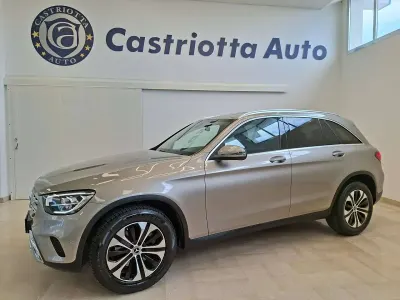 Usata Mercedes GLC220 Business 194 CV (142 kW) 2022 Grigio SUV