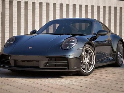Usata Porsche 911 Carrera 394 CV (289 kW) 2025 Nero Coupé
