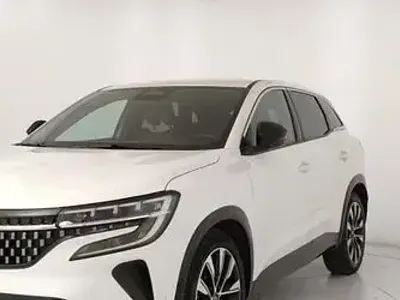 Usata Renault Austral Techno 199 CV (146 kW) 2023 Bianco SUV