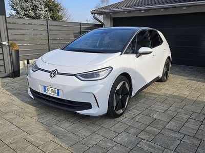 Usata 2023 VW ID.3 Pro Utilitaria | 30.500 € (Cara)