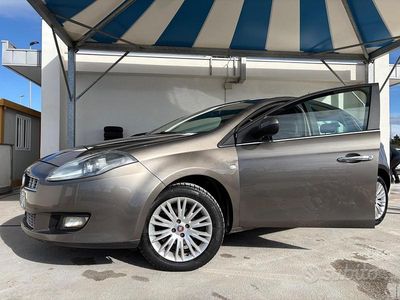 Usata Fiat Bravo Emotion 120 CV (88 kW) 2011 Grigio Utilitaria