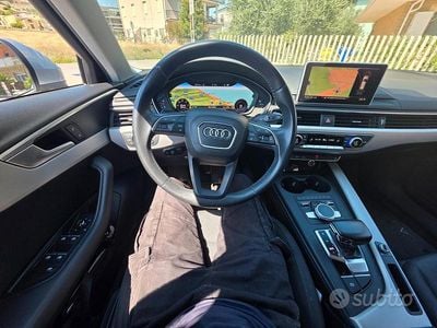 Begagnad Audi A4 S-Line 150 HK (110 kW) 2019 Silver Kombi