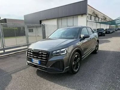 Usata Audi Q2 S-Line 150 CV (110 kW) 2022 Grigio daytona perlato SUV