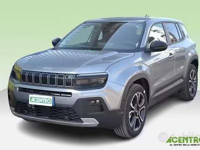 Usata Jeep Avenger Summit 131 CV (96 kW) 2025 Grigio SUV