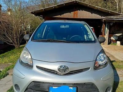 Usata Toyota Aygo Connect Style 68 CV (50 kW) 2013 Utilitaria