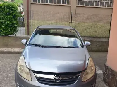 Usata Opel Corsa Cosmo 80 CV (58 kW) 2007 Utilitaria