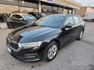 Nero Usata 2023 Skoda Octavia Ambition Station wagon | 18.900 € (Buon prezzo)