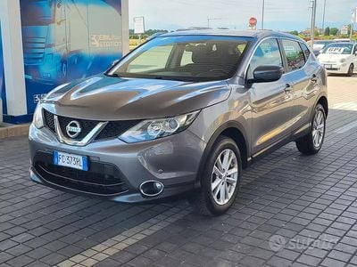 Usata Nissan Qashqai Visia 130 CV (95 kW) 2016 Grigio SUV