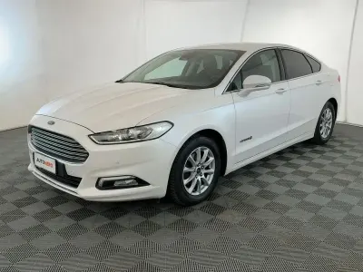 Usata Ford Mondeo Business Edition 190 CV (139 kW) 2017 Bianco Berlina