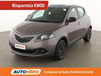 Usata Lancia Ypsilon Gold 71 CV (52 kW) 2022 Grigio Utilitaria