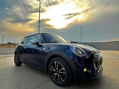 Begagnad Mini ONE 2016 Svart Halvkombi