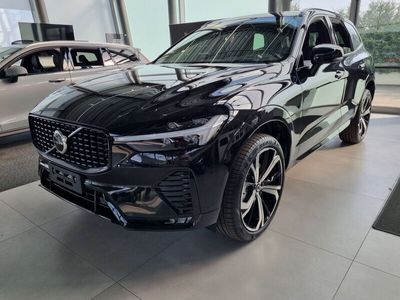 usata Volvo XC60 B4 (d) AWD automatico Plus Dark nuova a Ferrara