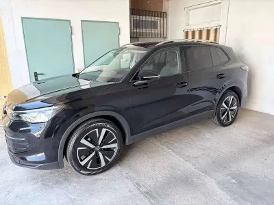 Usata VW Tiguan Edition 150 CV (110 kW) 2024 Nero SUV