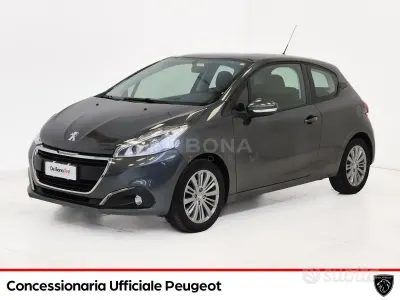 Usata Peugeot 208 Active 82 CV (60 kW) 2015 Grigio Utilitaria