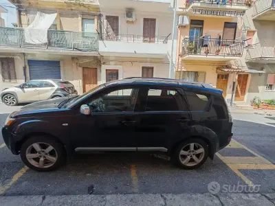 Usata Mitsubishi Outlander 140 CV (102 kW) 2008 Nero SUV
