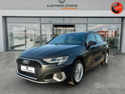 Usata Audi A3 Business 110 CV (80 kW) 2024 Grigio Berlina
