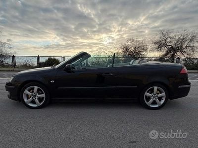 Usata Saab 9-3 Vector 150 CV (110 kW) 2005 Nero Cabrio