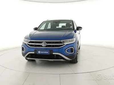 Usado VW T-Roc Style 150 CV (110 kW) 2023 Azul SUV