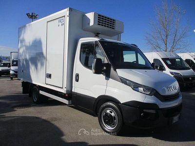 Occasion Iveco Daily 136 ch (100 kW) 2019 Blanc Van