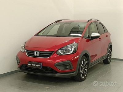Usata Honda Jazz Executive 98 CV (72 kW) 2022 Rosso Utilitaria