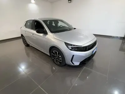 Usata Opel Corsa S 100 CV (73 kW) 2025 Kristall silver Utilitaria