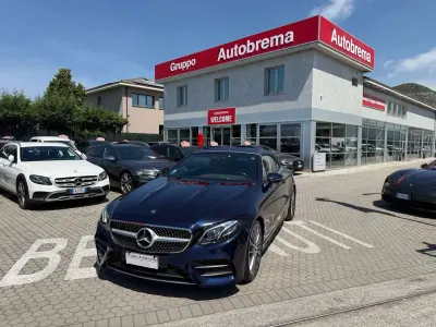 Usata Mercedes E350 Premium Plus 299 CV (219 kW) 2019 Blu/azzurro Cabrio