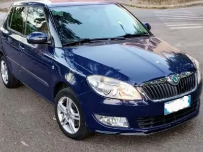 Usata Skoda Fabia Sport 105 CV (77 kW) 2011 Bluazzurro Berlina