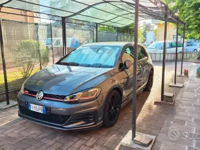 Usata VW Golf VII GTI 245 CV (180 kW) 2019 Grigio Berlina
