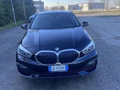 Usata BMW 118 Advantage 150 CV (110 kW) 2020 Utilitaria