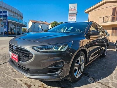Usata Ford Focus Business Edition 120 CV (88 kW) 2022 Grigio Station wagon