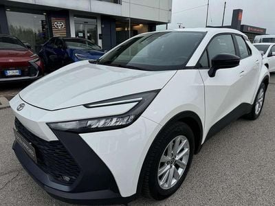 Usata Toyota C-HR Active 140 CV (102 kW) 2024 Other SUV
